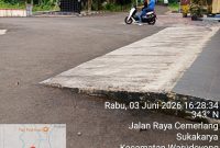 Dok, foto: Halaman Polsek Warudoyong polres Sukabumi, Anggota Polsek Warudoyong beserta Kanit Yang Ber Akting Seolah-olah Turun ke Lokasi, Fakta mengejutkan Malah Dibiarkan Peredaran Obat Keras Berlangsung)