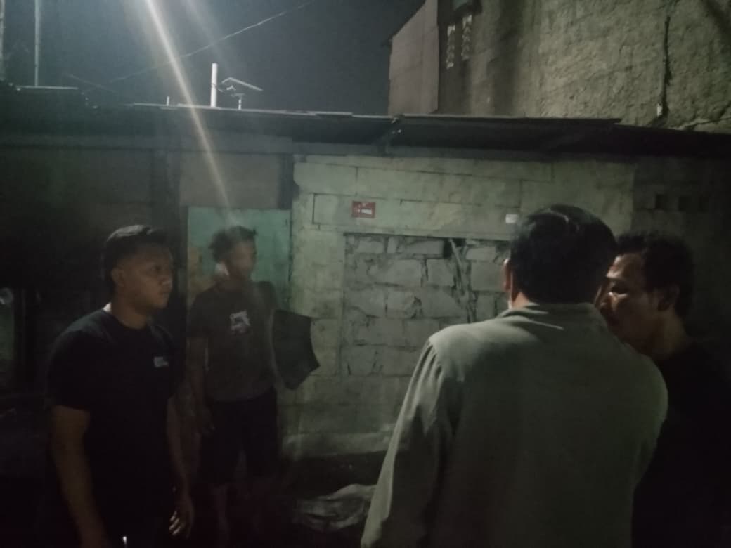 Dok, foto : Jajaran Polsek Cikupa di Lokasi Lapak Kencingan Solar Milik Brengsek 